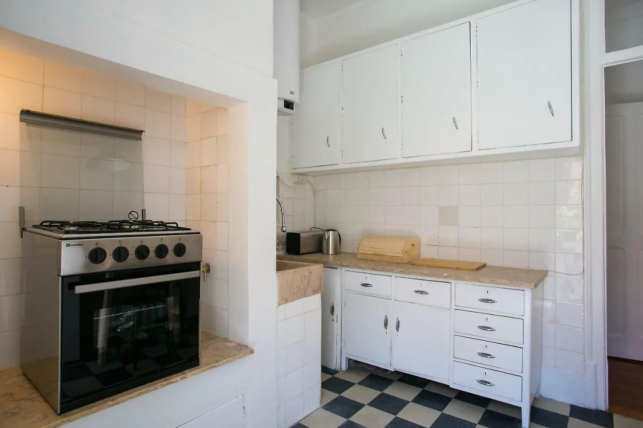 Caraujo Apartments Lisbon