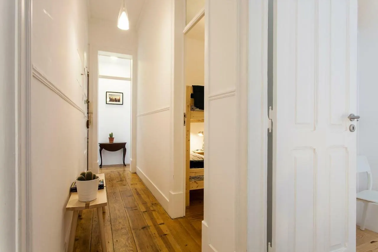 ליסבון Caraujo Apartments פורטוגל