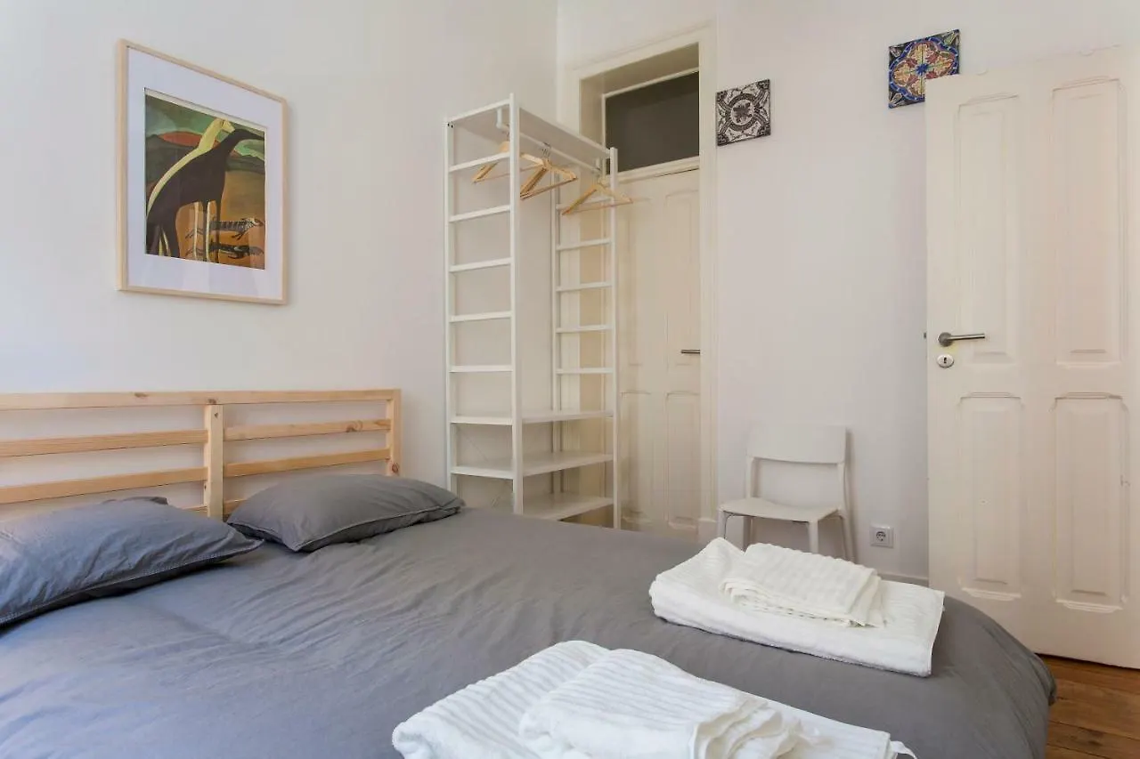 ליסבון Caraujo Apartments פורטוגל