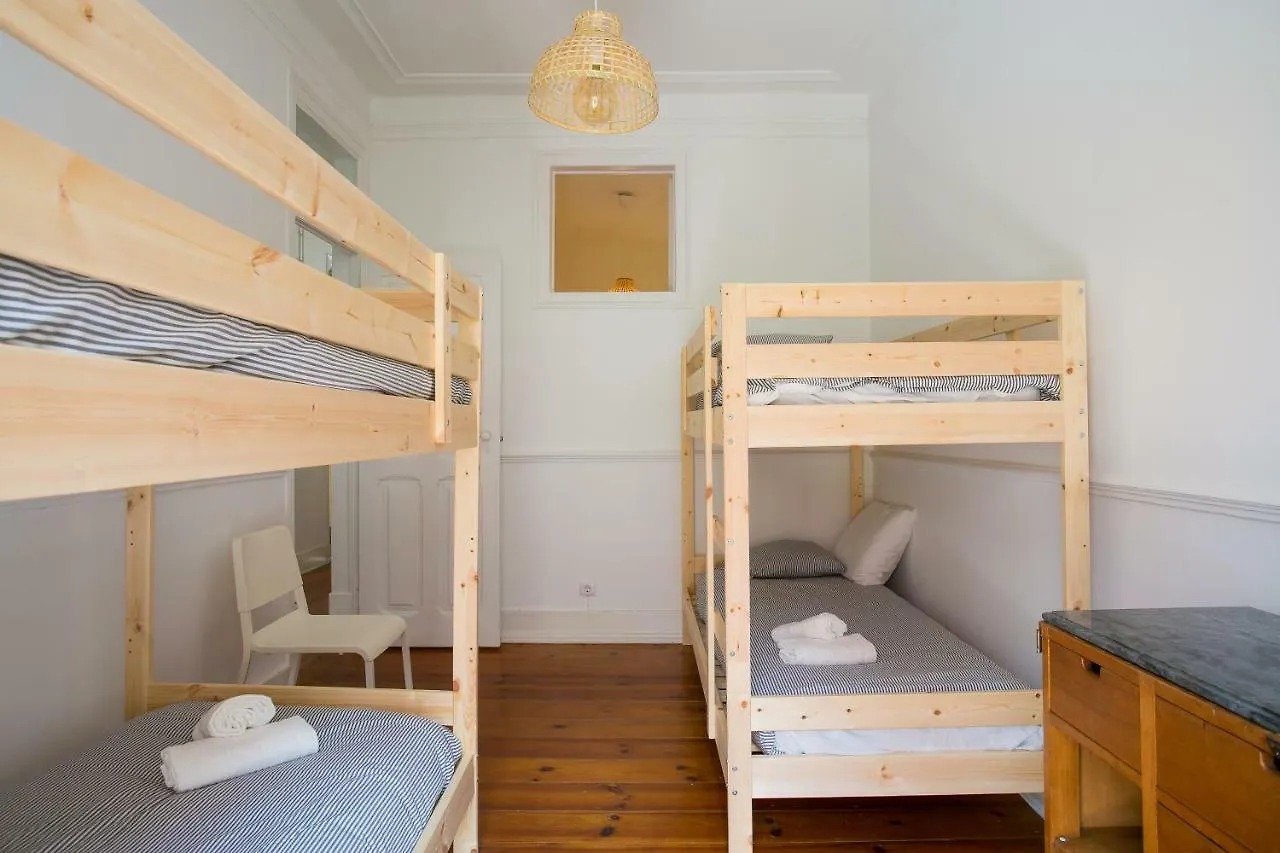 ליסבון Caraujo Apartments 0*,  פורטוגל